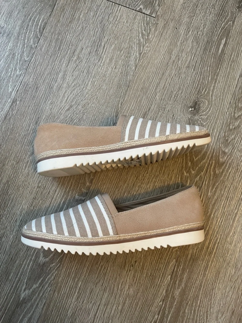 Clarks comfortable beige